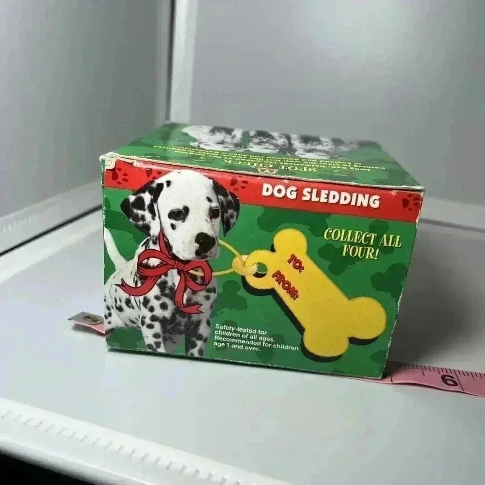 Vintage 1996 McDonald's Disney's 101 Dalmatians Snow Dome Christmas Figure - Picture 3 of 9